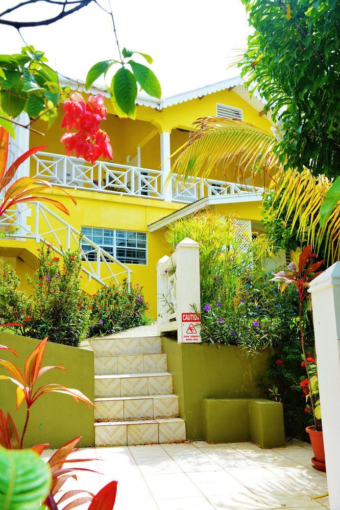 Beachcombers Hotel Saint Vincent Buitenkant foto